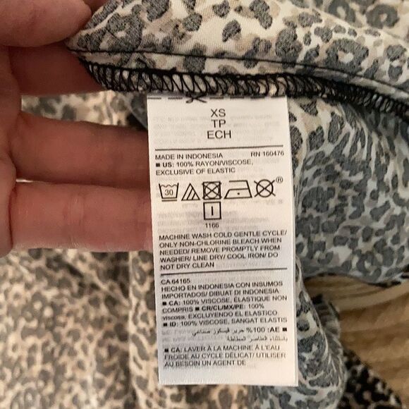 NWT Old Navy size XS leopard print spaghetti strap elastic back sundress - Picture 14 of 14